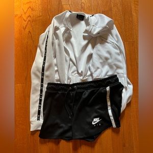Nike Air light jacket + shorts
